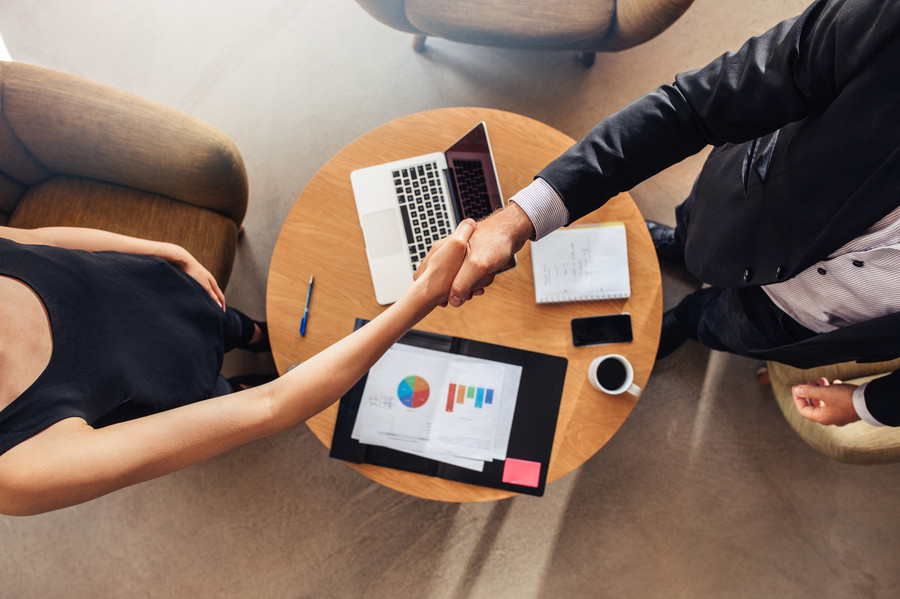 上海刑事案件律師：網(wǎng)絡(luò)賭場(chǎng)罪的情節(jié)嚴(yán)重標(biāo)準(zhǔn)解析