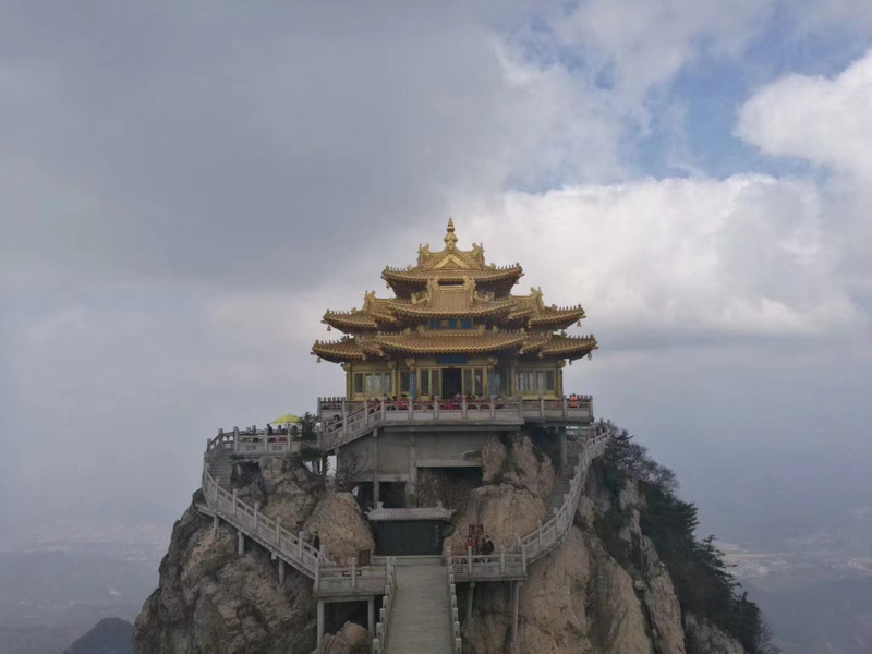 職務(wù)侵占中利用職務(wù)上的方便如何認(rèn)定？崇明刑事律師告訴您