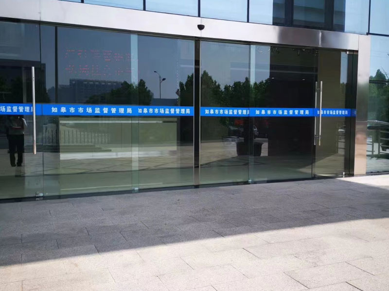 上海專業(yè)刑事辯護(hù)律師來(lái)講講污染病防治失職行為可能構(gòu)成的犯罪